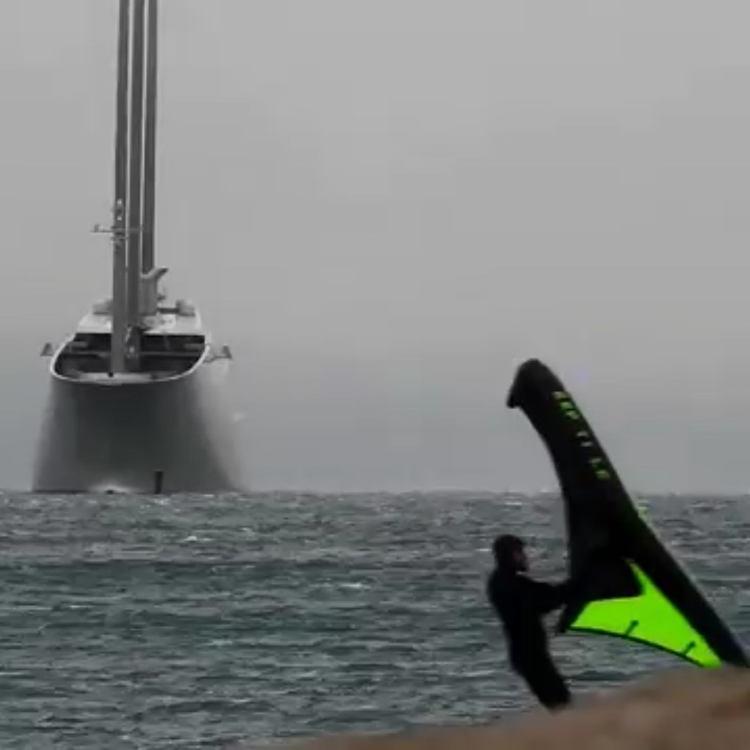 wingfoil pictures reptile